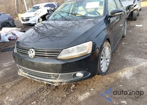 2014 Volkswagen Jetta 2.0L Tdi из США, поврежденный, VIN 3VWLL7AJ8EM334573